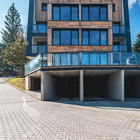 Alpejski Orlik - Przy Karkonoskim Parku Narodowym, Blisko Szlakow I Wang By W Karkonoszach